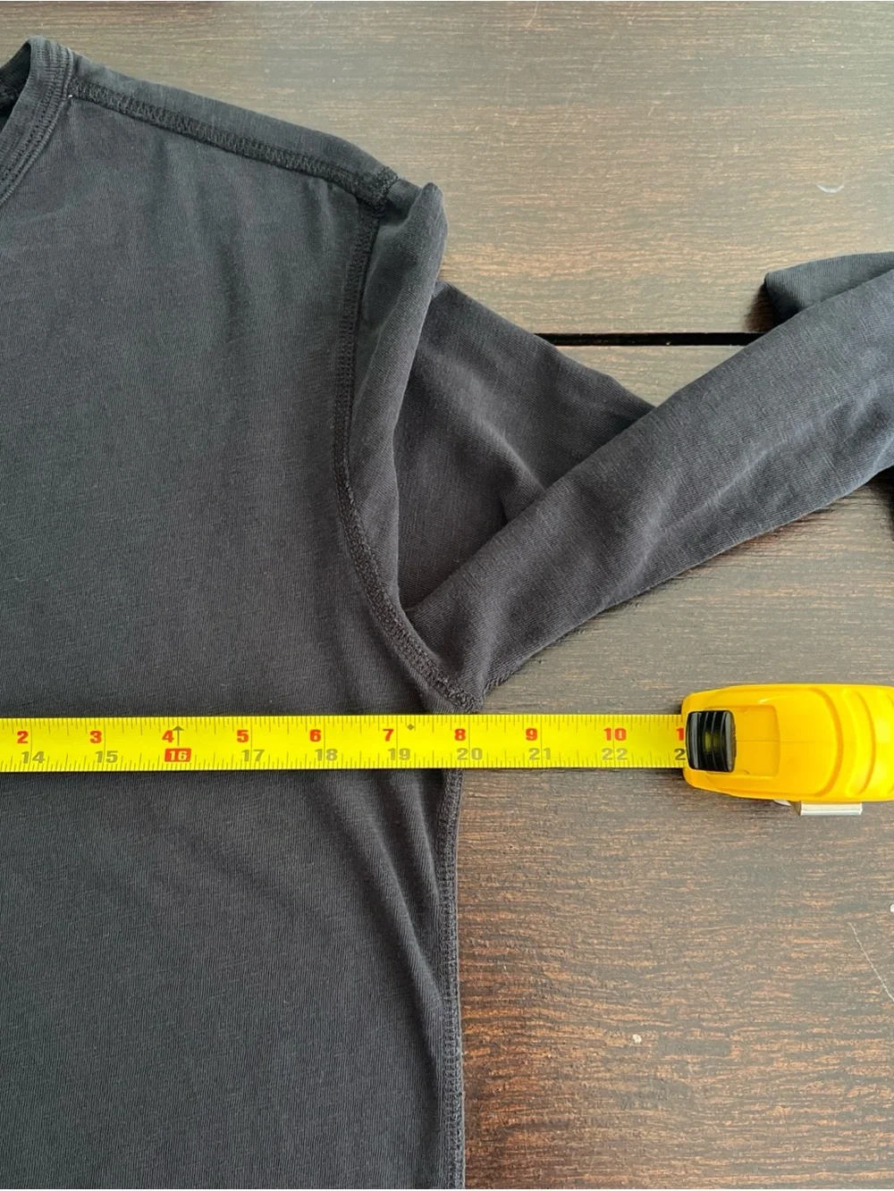 J. Crew Men’s Medium Black Long Sleeve Crew Neck Tee Basic Preppy Minimalist